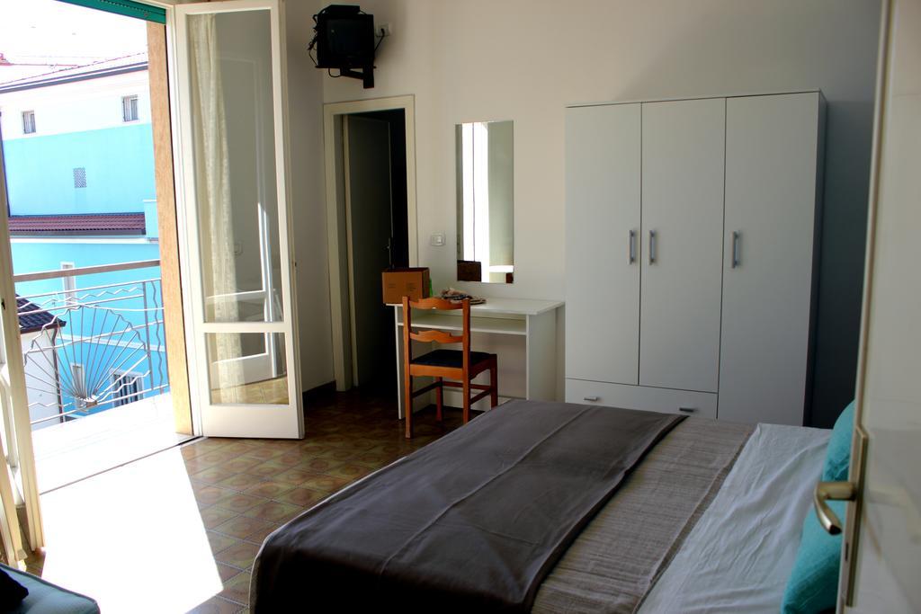 Le Aromatiche B&B Viserbella di Rimini ห้อง รูปภาพ
